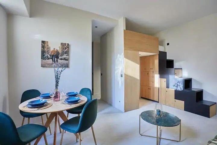 300 Suite Seb - Superb Apartment In París Exterior foto